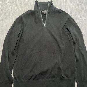 Men’s Large Banana Republic 1/4 zip Sweater. Never worn. Smoke free home.
